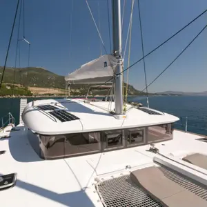 catamaran, Lagoon 400 S2 Armonia
