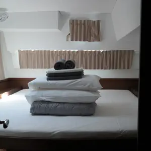 thumb 9