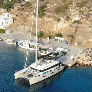 https://dsmkaagprkqin.cloudfront.net/thumbnails/lagoon/catamaran/lagoon-620/2672584670000104067-1746638013264535517-atlantis-300x300.webp