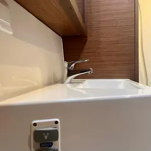 thumb 22