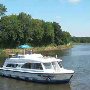 https://dsmkaagprkqin.cloudfront.net/thumbnails/le-boat/motor-boat/tango/6463298030000102746-1746637633529584564-tango-comfort-4-300x300.webp