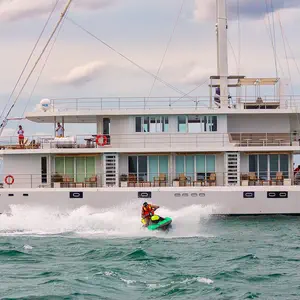 catamaran, Catamaran Ocean Diamond