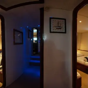 thumb 12